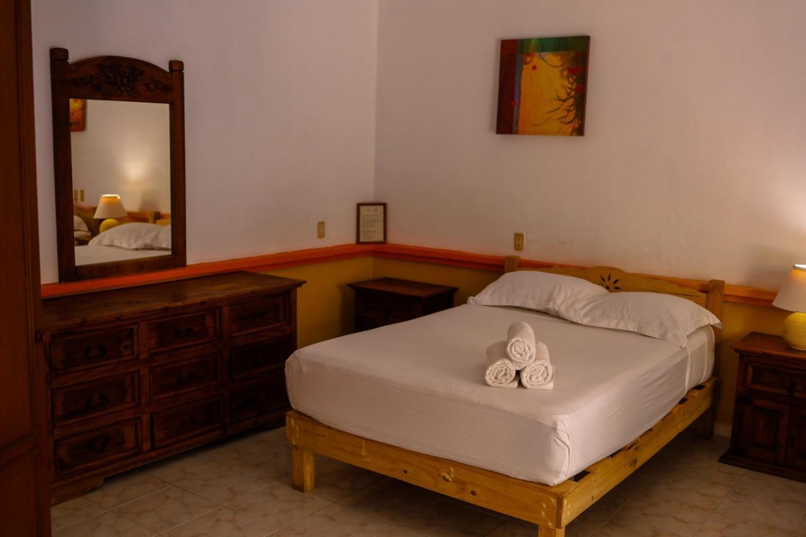 Hotel Vista Caribe 5Ta Av A 5 Pasos De La Playa Плая дел Кармен Екстериор снимка